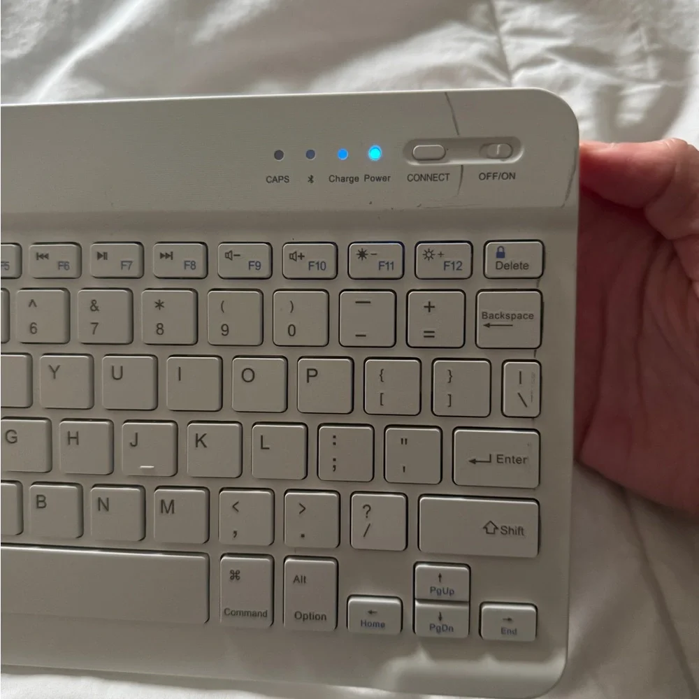 Ultra-Slim White Bluetooth Keyboard Rechargeable Portable Wireless